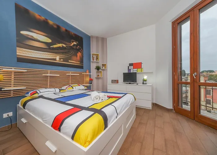 Mondrian House * Rom